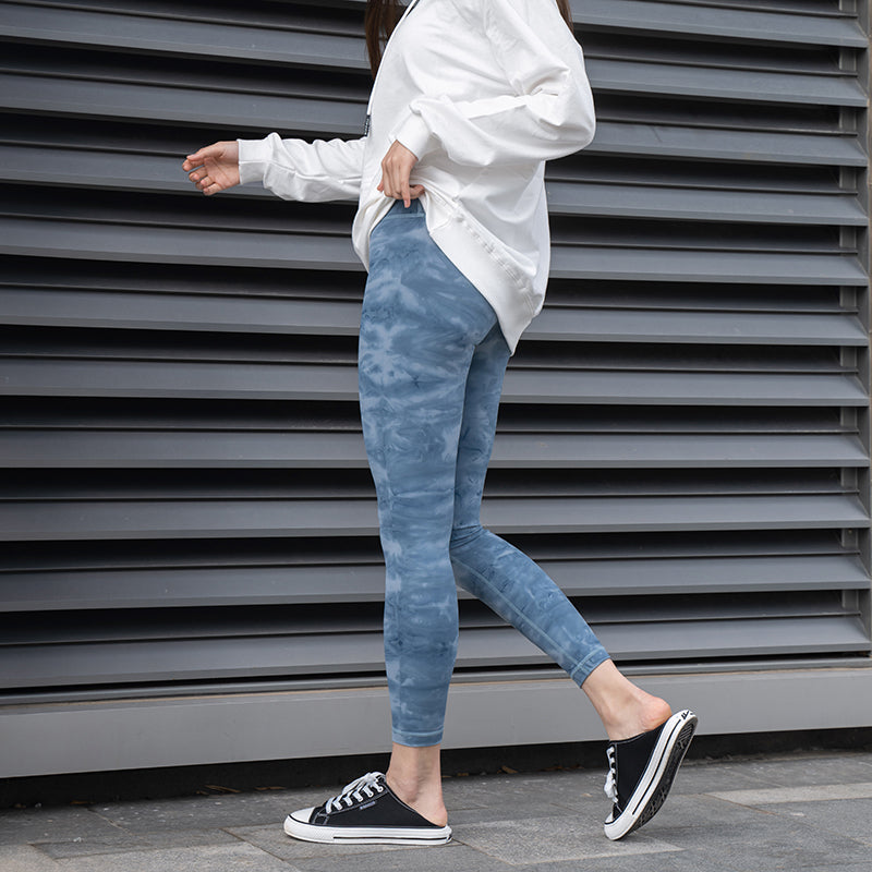 Seamless Tie-Dye Pants